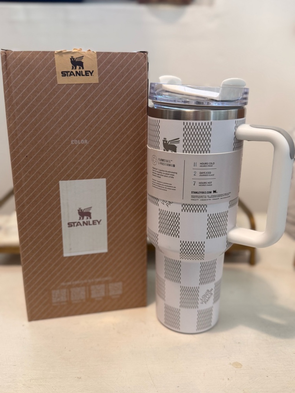 Brand new Checkered White Stainless Travel Tumbler with Clear Lid. 40OZ - Picture 2 of 3